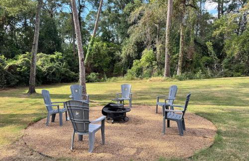 Cozy Family Getaway! - Photo 22