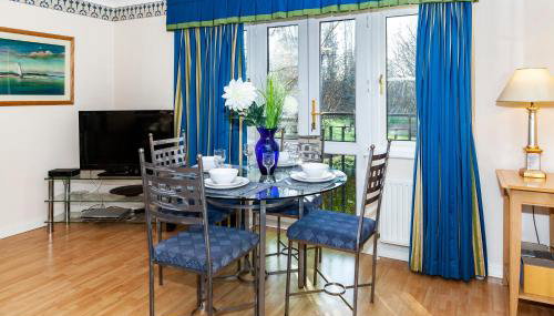 Churchill Way Suite - Photo 2