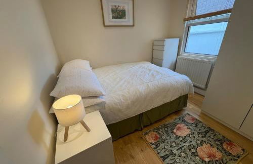 3-bedroom flat for 4, excellent transport connections - Foto 7