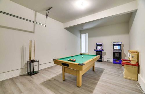 3 Mi to Kalahari Pocono Summit Home with Pool Table - Foto 26