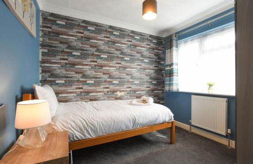 Spacious 4-Bed Family House - Foto 18