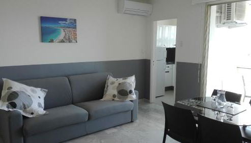 Grand studio climatisé en bord de mer avec parking sécurisé - Foto 3