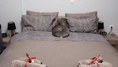 Ηome & Garden with parking close to Olympic Stadium - Foto 5