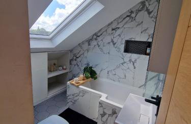 Loft apartment with skyline views of Canary Wharf - Foto 4