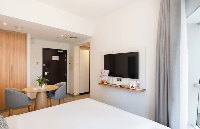 Citadines Metro Central Dubai - Photo 19