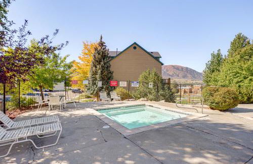 Ski, Hike and Relax Eden Condo with Hot Tub Access - Photo 3