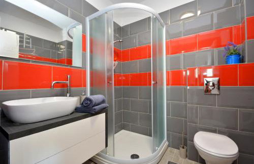 Sea View Luxury Apartments, ALA DA - Photo 33