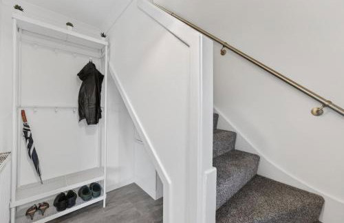 The Hide - Suburban Terraced Home - Foto 21