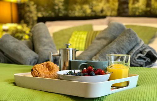 Stylish 3 Bedroom House Only 5 Mins From M6/m58 - Foto 55