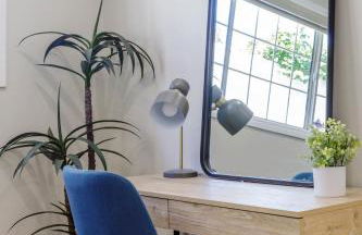 New 5 bed w/hot tub close to Universal sleeps 12 - Foto 40