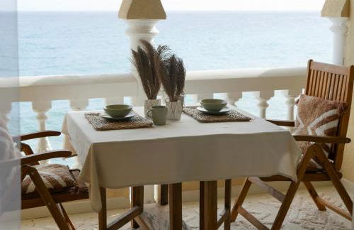 SEA SUITE Romantic Beachfront Apartment Cotobro Beach, Almuñecar - Photo 16