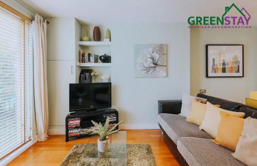 "The Garden Apartment Newquay" by Greenstay Serviced Accommodation - Beautiful 2 Bed Apartment With Parking & Garden Terrace, Dog Friendly, Close To Beaches, Shops & Restaurants - Perfect For Families, Couples, Small Groups & Business Travellers - Foto 36