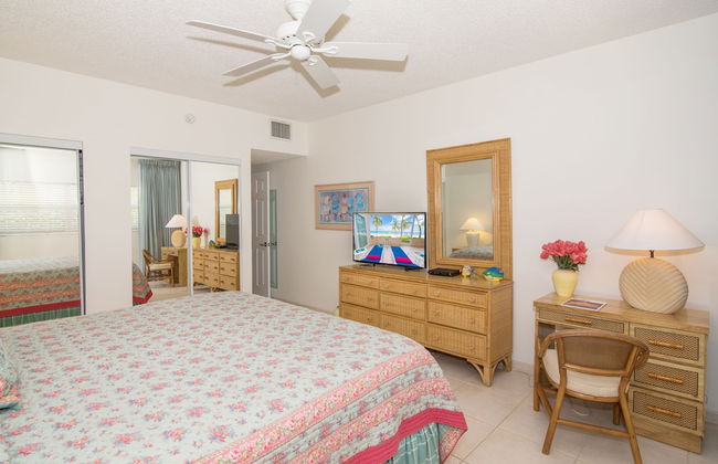 The Colonial Club, Oceanfront Condos - Photo 11