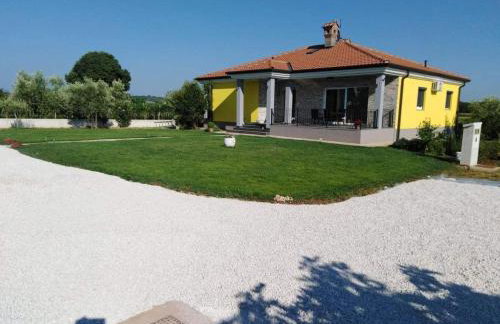 Holiday Home mit Terrasse- Grill und Garten by Interhome - Photo 1