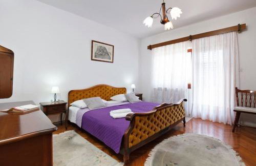 Apartments with parking spaces Drnis, Zagora - 12769 - Foto 8