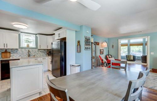 Dock and Kayaks Lakefront Retreat in Sunrise Beach - Foto 12