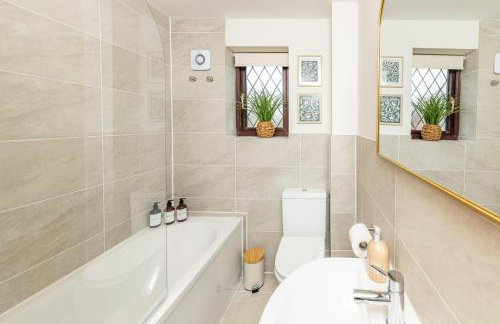 Central Birmingham Luxury House, Sleeps 6 people - 10 mins from Solihull NEC, JLR, BHX Airport, Resorts World - Foto 10