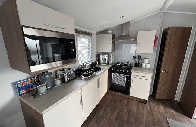 Haggerston Castle - Caravan - Sleeps 6 - Parking - Foto 17