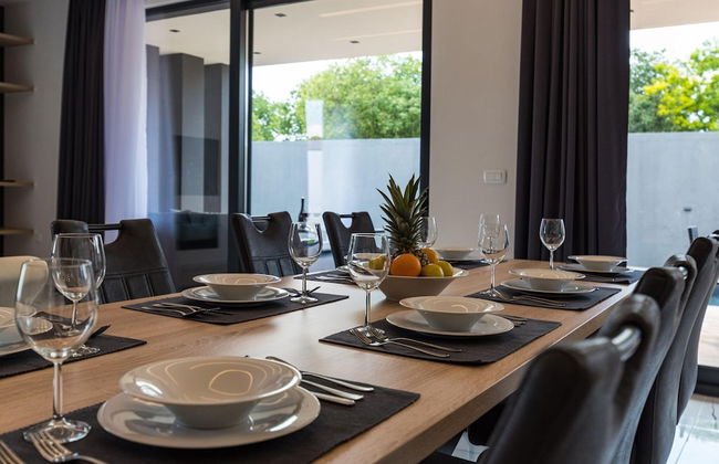 Luxury Villa With Private Indoor and Outdoor Pool - Foto 33