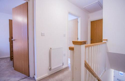 Charming 1BR House in Eccles with Free Parking - Foto 27