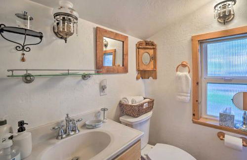 Cozy Story Book Barn Cottage with Scenic View - Foto 17