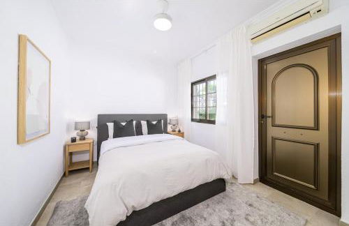 Lovely villa with private pool - Foto 19