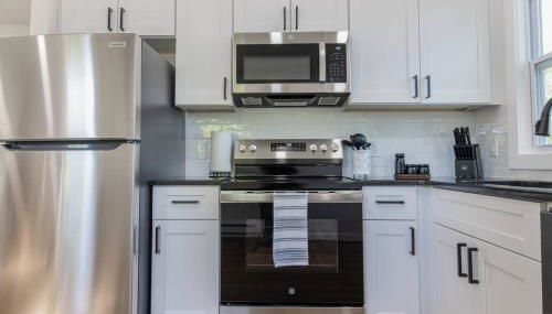 Historic Depot Town Home, King Bed - Foto 5