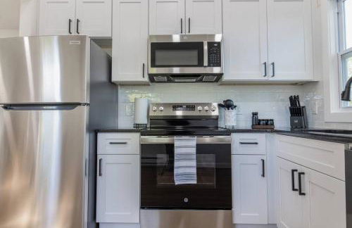 Historic Depot Town Home, King Bed - Foto 5