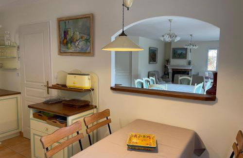 Villa Nicole avec piscine & jardin privés, parking dans le cœur du Luberon, proche Gordes, Roussillon, Goult, Bonnieux - Foto 12