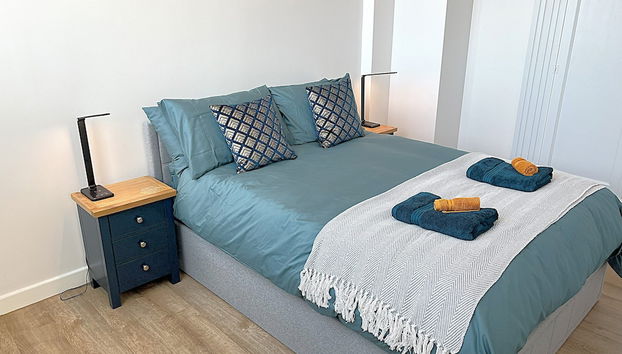 City Centre - Sleeps 4 & Free Parking - Foto 3, Habitación