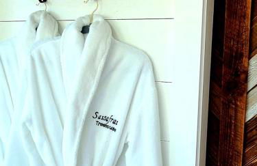 Breathtaking Tree House with Jacuzzi and Lofted Interior in Georgia - Foto 23