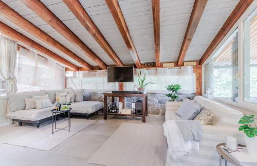 Entire Villa with Private Swimming Pool - Foto 24