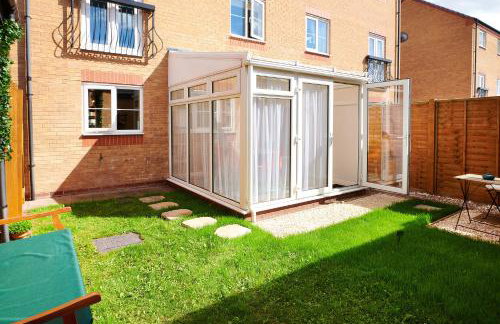 4 Spacious Bedrooms, En-Suites, Private Driveway, Tamworth Accommodation for Contractors and Families - Foto 16