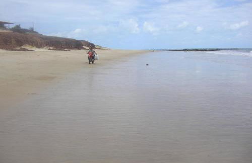 Praia piscina e BBQ condomínio fechado 3 quartos Ch11 - Foto 6