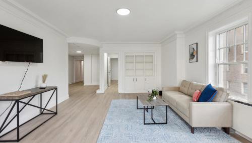 East 419I Modern Suite I Pool I Gym - Foto 2