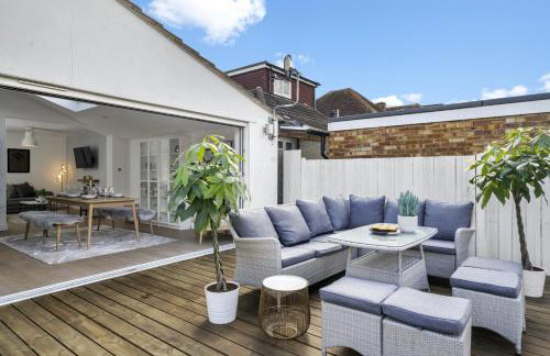 Clarence House-Windsor-Parking-5 bed - Photo 25