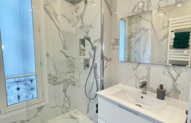 PARIS-ALESIA Super appartement 2 pièces de 39m2 - très cosy pour 1 - 5 personnes totalement refait à NEUF -ENTIRE APARTMENT LUXURIOUS AND WARM -PARIS ALESIA 14ème - Proche Aéroport Paris-Orly - Parc des Expositions Porte de Versailles FREE WIFI GRATUIT - Foto 27