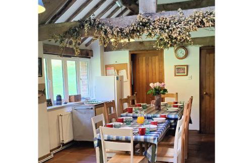 Gaer Hall Guilsfield a country mansion with hottub - Foto 4