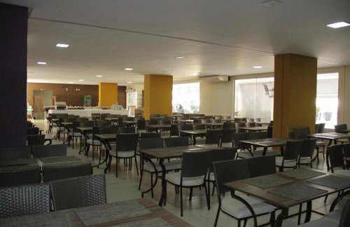 Flat Familiar a 400 metros do Hot Park com Piscinas e Conforto - Foto 37