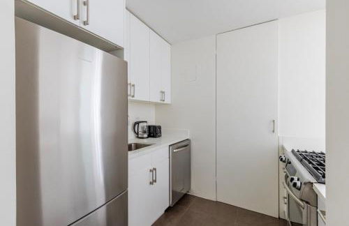 Blueground Midtown East view nr UN Plaza NYC-2114 - Photo 5