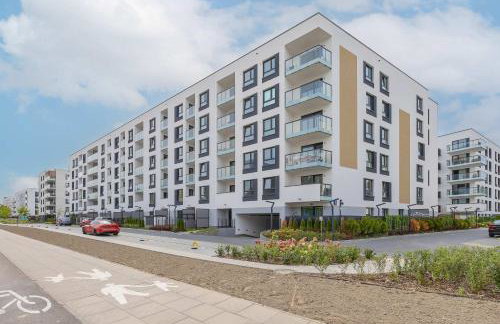 Elegant Apartment in Warsaw with Parking and Desk for Remote Work by Noclegi Renters - Foto 6