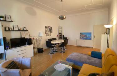 Geräumiges 2-Raum-Apartment mit Loggia - Foto 1