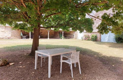 Gîte chaleureux dans un ancien corps de ferme avec wifi, cheminée et grand jardin à Châteaudun - FR-1-581-71 - Foto 26