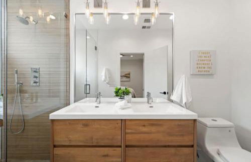 Comfy 3-BD Apt near United Center with Balcony - Foto 31