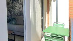 Studio Chic & Balcon - Hypercentre - Gare - Metro - Foto 5