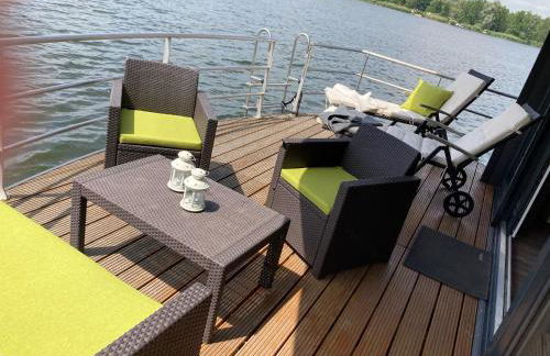 Schwimmende Ferienwohnung, Hausboot Urlaub als Festlieger am Steg - Foto 6