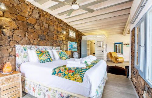 Eco Vineyard Cottage - Fantastic Views - 5 mins drive to Arrieta beach - Foto 13