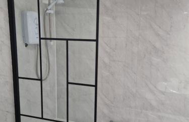 Spacious 3 Bed House in Connahs Quay Ideal for Contractors and Work Crews - Foto 10