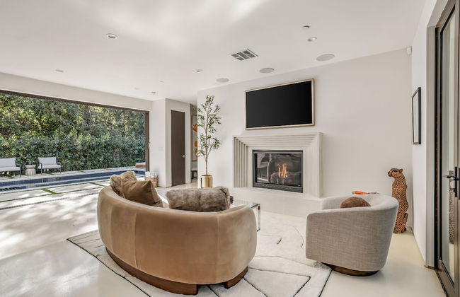 Laurel Canyon - Photo 23