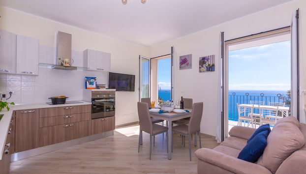 Serena 1 in Alassio With 2 Bedrooms and 2 Bathrooms - Foto 4, Habitación